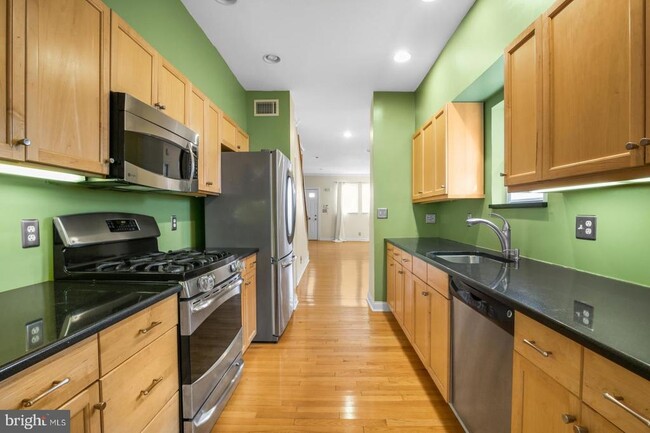 property at 2308 Pemberton St