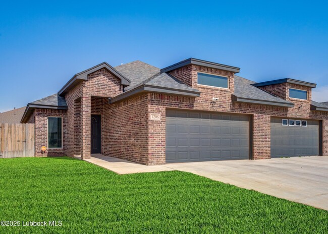 1206 N Essex Ave in Lubbock, TX - Building Photo - Building Photo