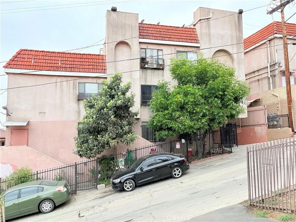 316 W Ave 38 in Los Angeles, CA - Building Photo