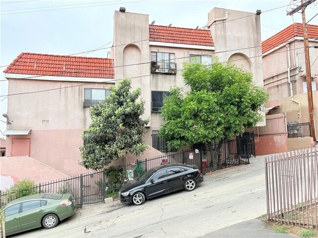 property at 316 W Ave 38