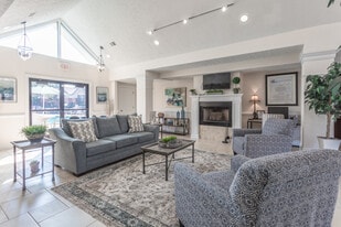 Forrest Pines Apartments & Townhomes