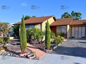 4745 Westridge Dr in Oceanside, CA - Building Photo