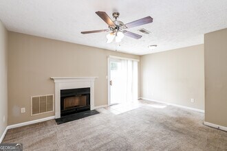 1687 Hunting Creek Dr SE in Conyers, GA - Building Photo - Building Photo