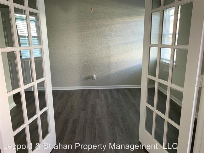 2502 Avenue L in Galveston, TX - Foto de edificio - Building Photo