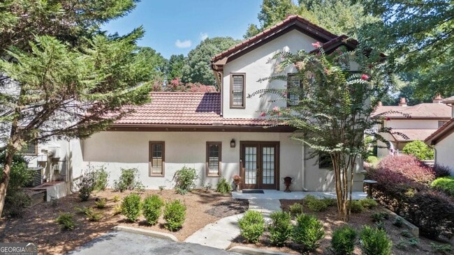 property at 1410 Club Dr