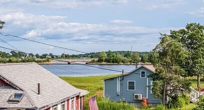 43 Marine Ave in Wareham, MA - Building Photo - Building Photo