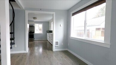 2306 E 27th St in Vancouver, WA - Building Photo - Building Photo