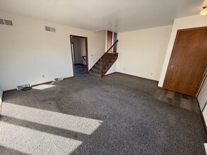 1102 Smedal Dr in Stoughton, WI - Building Photo - Building Photo