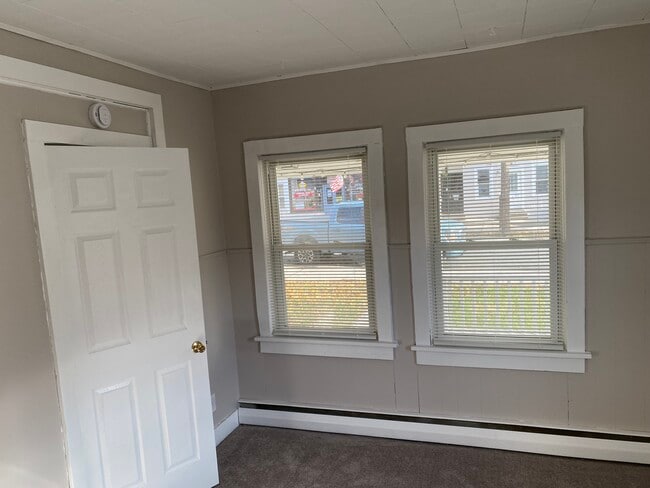 123 Main St in Franklin, NJ - Building Photo - Building Photo