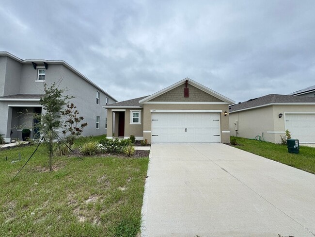 1180 Cascades Ave in Davenport, FL - Building Photo - Building Photo