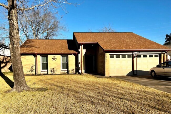 property at 15711 Tammany Ln