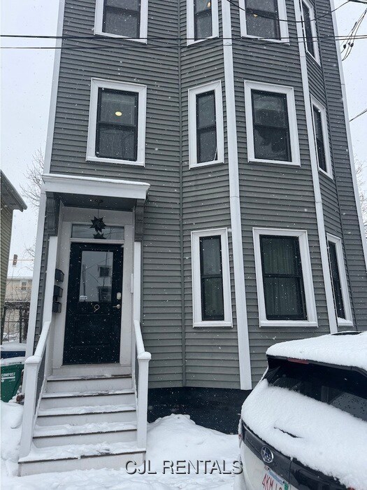 9 Harding St in Cambridge, MA - Building Photo - Building Photo