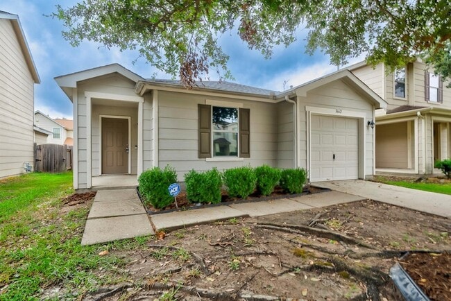 3662 Fuller Bluff Dr in Spring, TX - Foto de edificio - Building Photo