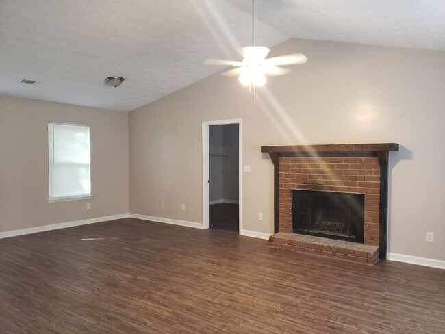 3047 Lake Monroe Rd in Douglasville, GA - Building Photo - Building Photo