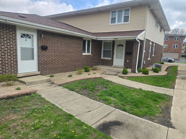10429 Austin Ave in Oak Lawn, IL - Building Photo - Building Photo