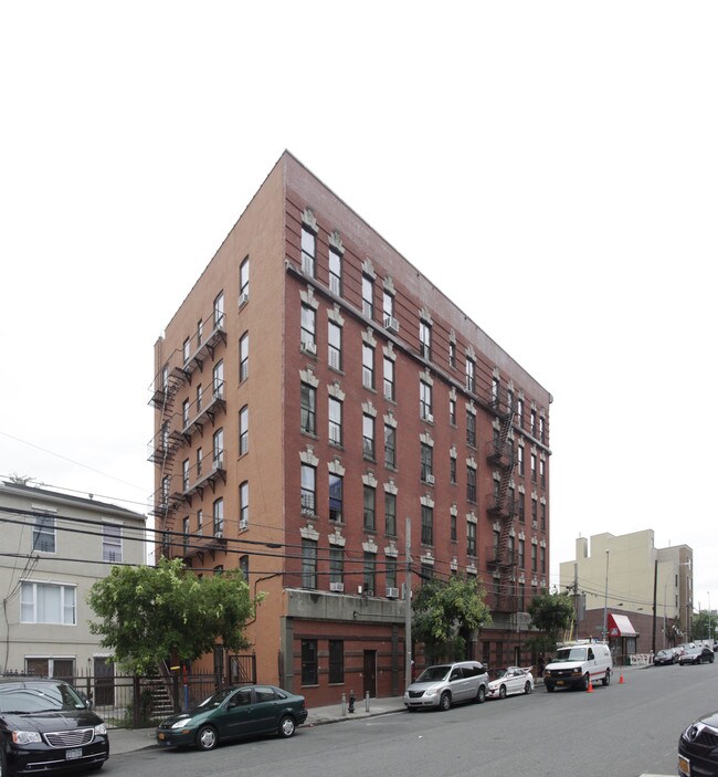 754 E 161st St in Bronx, NY - Building Photo - Building Photo