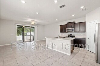 5344 Sylvester Loop in Tampa, FL - Building Photo - Building Photo