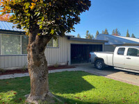 1522 Cabinet Ave in Libby, MT - Foto de edificio - Building Photo