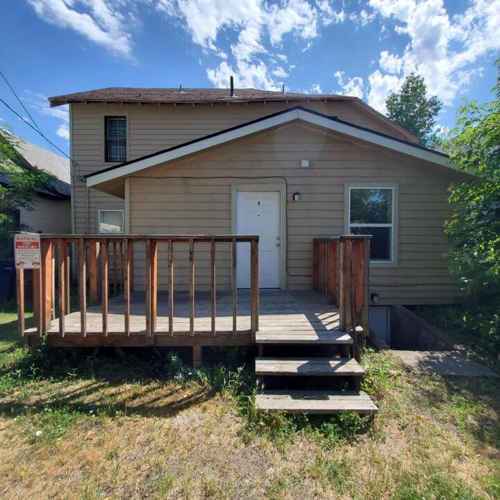 1822 W Gardner Ave in Spokane, WA - Building Photo