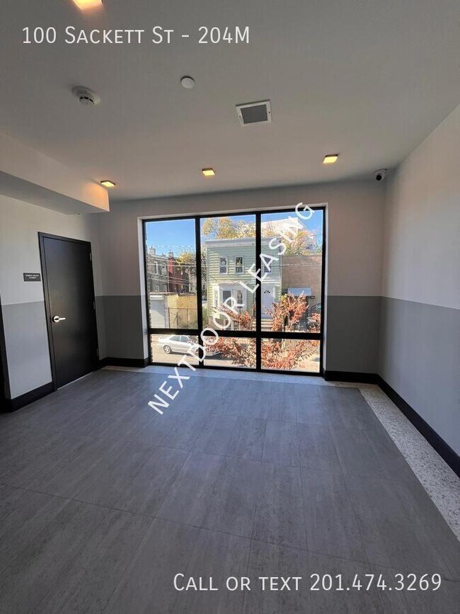 100 Sackett St in Jersey City, NJ - Building Photo - Building Photo