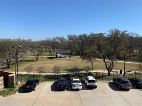 300 Spruce St in College Station, TX - Foto de edificio - Building Photo