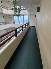 3013 S Atlantic Ave, Unit Ocean Atrium One in Daytona Beach, FL - Building Photo - Building Photo