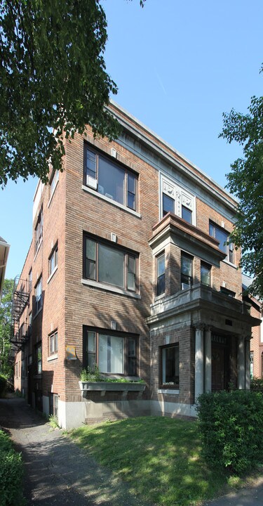 Parkway in Rochester, NY - Building Photo