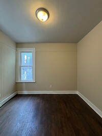 334 Forrest St, Unit 1 in Jersey City, NJ - Building Photo - Building Photo