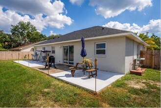 2630 McDonald Terrace in Mount Dora, FL - Building Photo - Building Photo