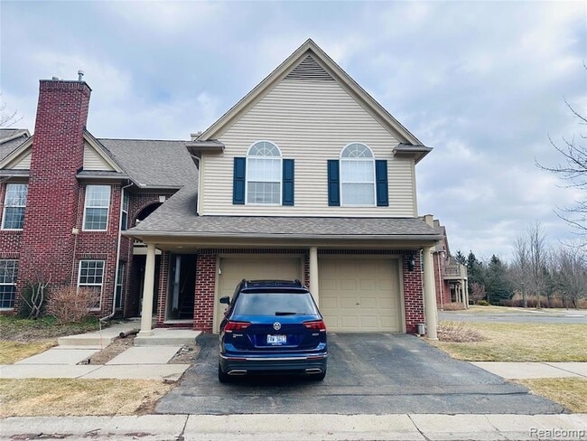 property at 28122 Carlton Way Dr