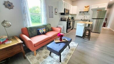 309 S John St in Goldsboro, NC - Building Photo - Building Photo