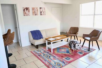 1708-1710-1710 Horseshoe Cir in Round Rock, TX - Foto de edificio - Building Photo