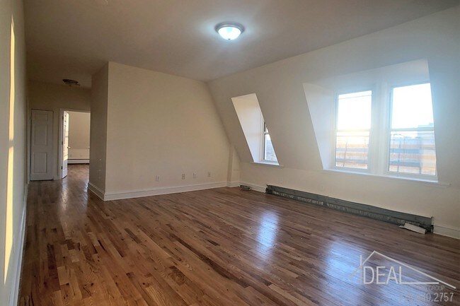 363 Grand Ave-Unit -1C in Brooklyn, NY - Building Photo - Building Photo