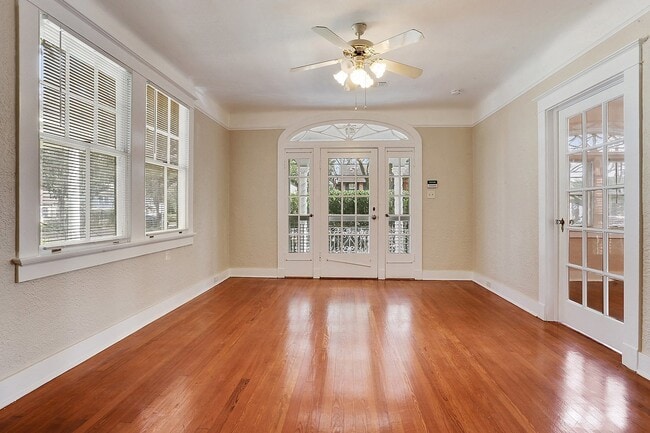 128 Lake Ave in Metairie, LA - Building Photo - Building Photo
