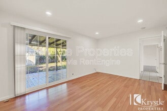 1009 Heartwood Ave in Vallejo, CA - Building Photo - Building Photo