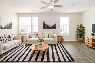 309 N Centro Cir in Shenandoah, TX - Building Photo - Building Photo