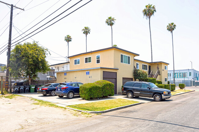 604 E 85th St in Los Angeles, CA - Building Photo - Building Photo