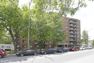 Habitations Fernande-Rochon-de-George in Montréal, QC - Building Photo - Building Photo