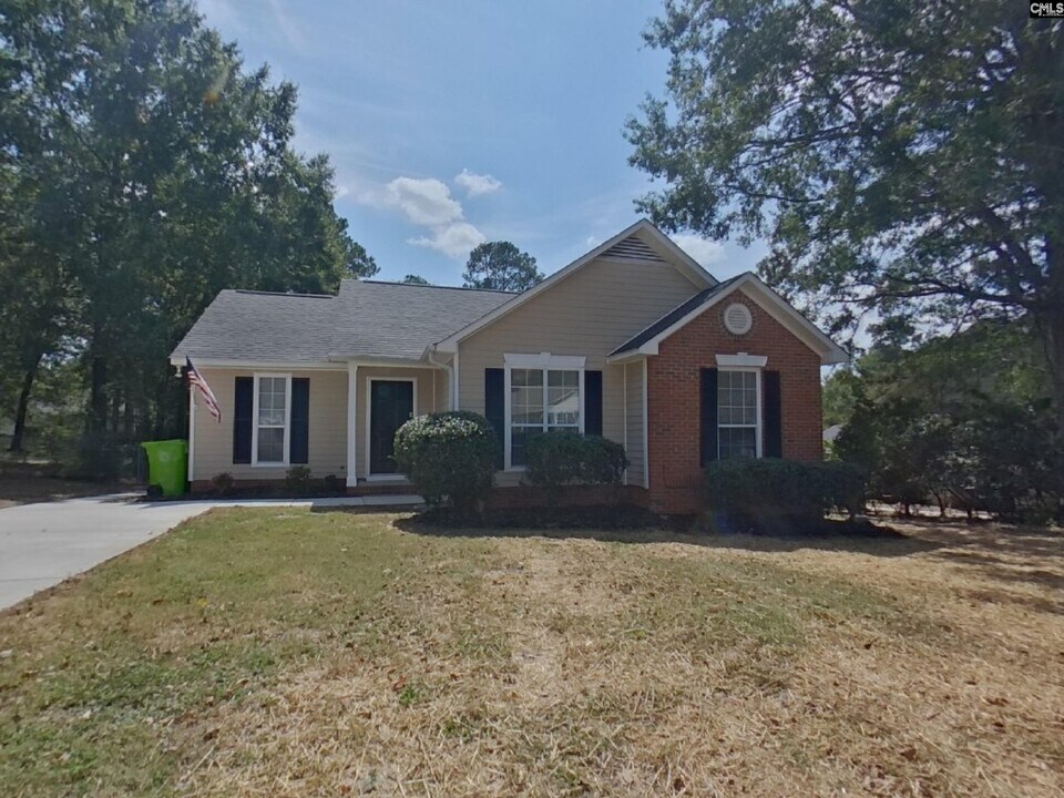 105 Thornby Rd in Irmo, SC - Building Photo