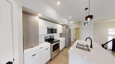 10505 133 Ave in Grande Prairie, AB - Building Photo - Building Photo