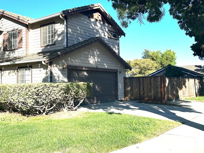 4650 Christenson St in Brentwood, CA - Building Photo - Building Photo