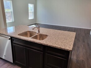 40 Pine Ave in Peninsula, OH - Building Photo - Building Photo