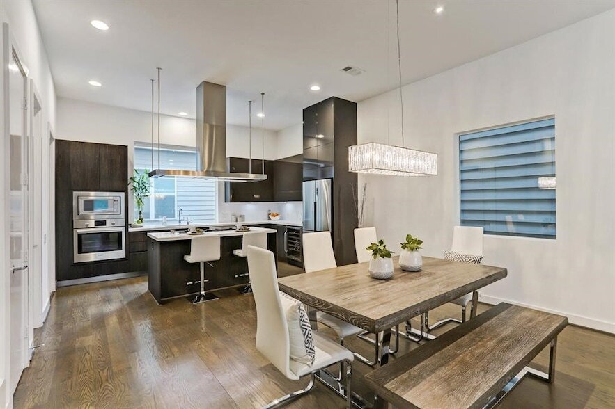 5905 E Post Oak Ln in Houston, TX - Foto de edificio