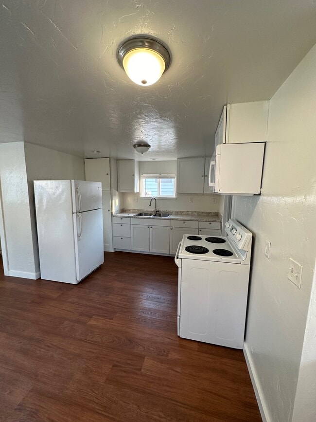 617 S 10th Ave in Caldwell, ID - Building Photo - Building Photo