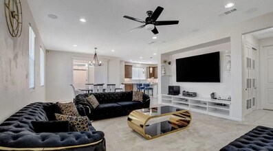 229 Sul Ponticello Ave in Henderson, NV - Foto de edificio - Building Photo
