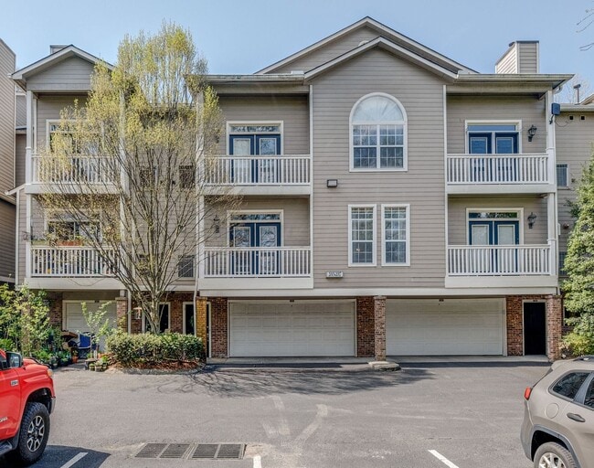 property at 2007 Stokes Ln