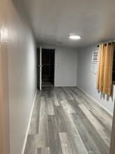 808 Norwegian Ave in Modesto, CA - Foto de edificio - Building Photo