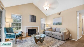 7865 Grove Ct W in Germantown, TN - Building Photo