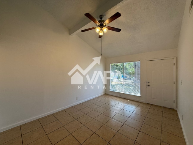 7201 Glen Mist in San Antonio, TX - Building Photo - Building Photo