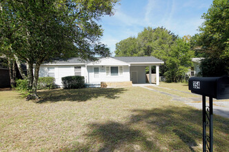 354 Chicago Ave in Valparaiso, FL - Building Photo - Building Photo